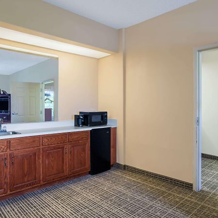Hotel Baymont By Wyndham Lafayette Airport Exteriér fotografie